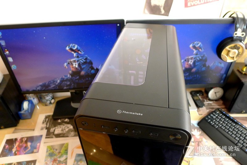 最漂亮的缺口，Tt红色警戒机箱