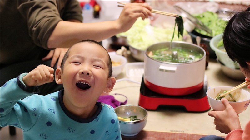 臻米升降锅H1，没想到家庭火锅还能吃出新花样