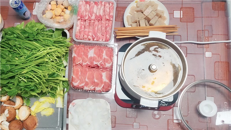 臻米升降锅H1，没想到家庭火锅还能吃出新花样