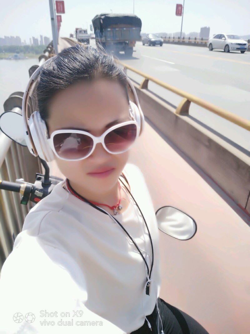 读万卷书，行万里路。