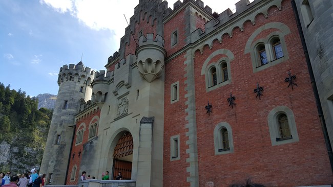 【星空体育平台S6 edge+欧洲行】 BMW博物馆与天鹅堡