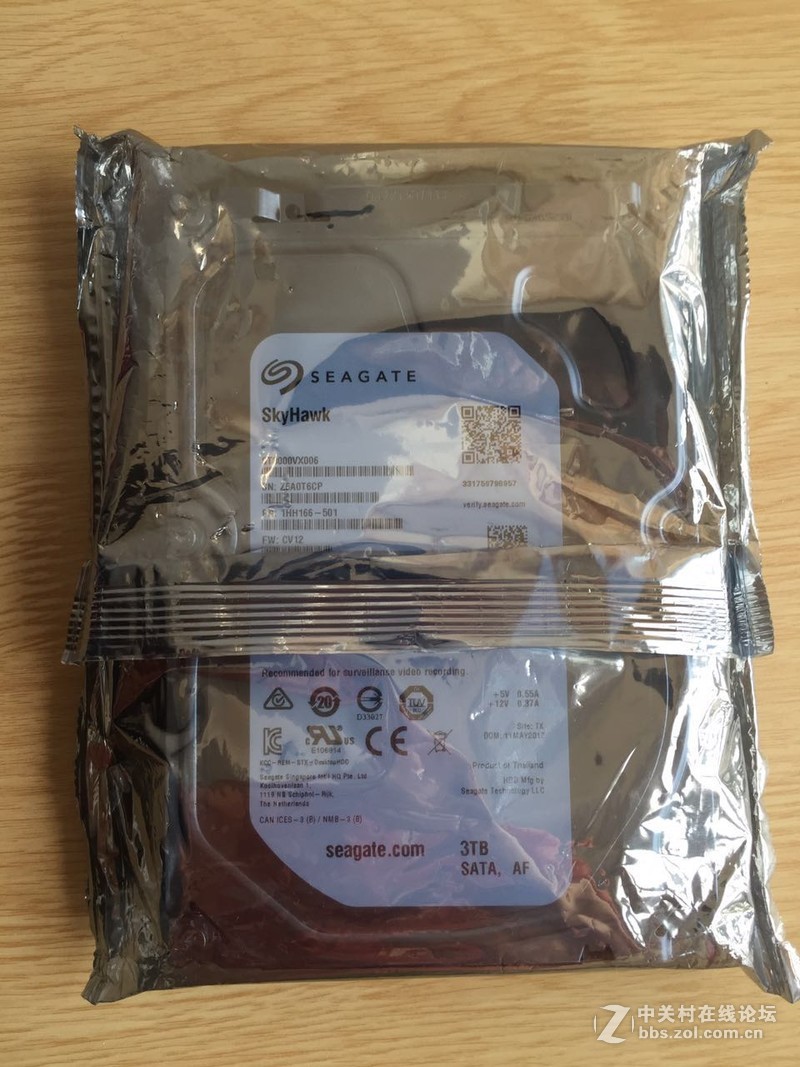 出全新希捷3TB 企业监控盘 st3000vx006