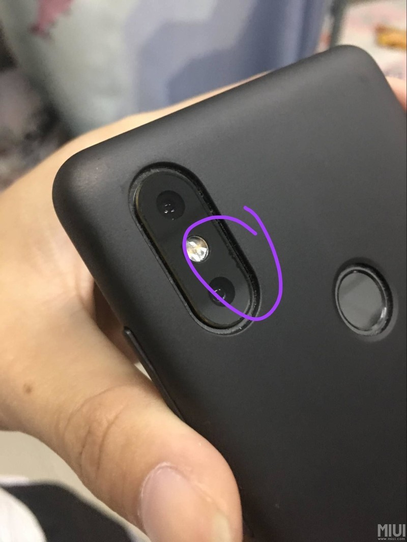 mix2s镜头镀膜脱落