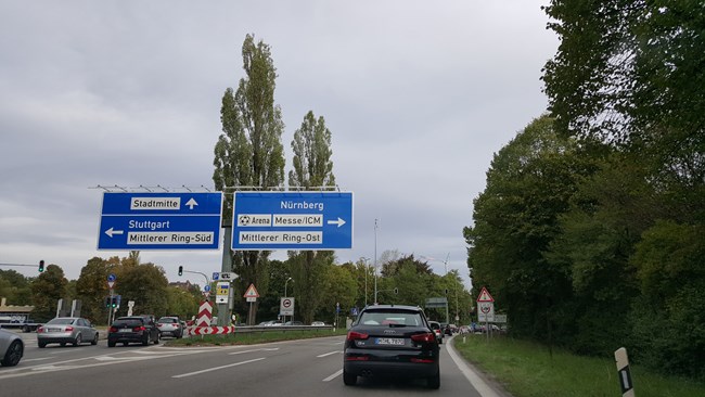 【星空体育平台S6 edge+欧洲行】 BMW博物馆与天鹅堡