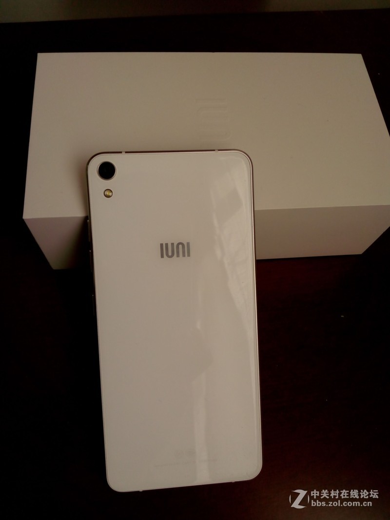 高质感iuni n1手机体验