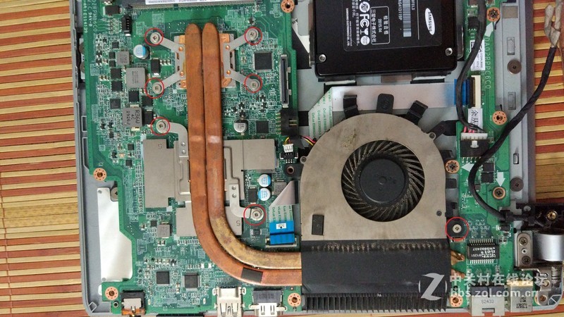 炎热的夏天如约而至，今天就来给大家讲讲V5-551G如何添加散热膏，还有更厉害的哟！！