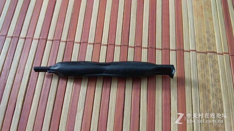 炎热的夏天如约而至，今天就来给大家讲讲V5-551G如何添加散热膏，还有更厉害的哟！！