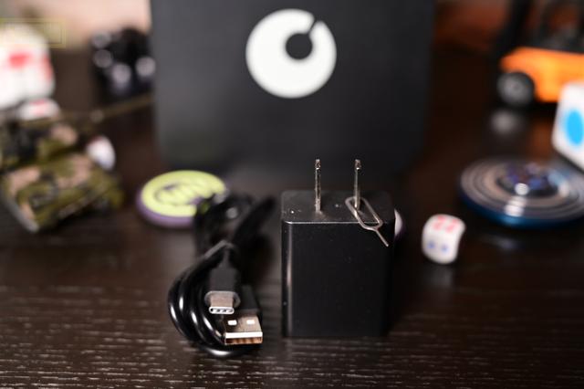 随身行的全网通路由，用蒲公英X4共享4G网络，让工作娱乐更简单