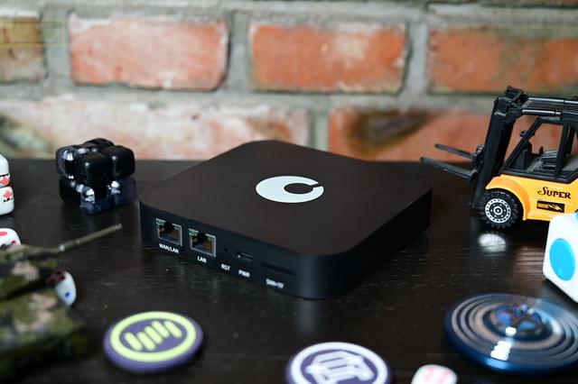 随身行的全网通路由，用蒲公英X4共享4G网络，让工作娱乐更简单