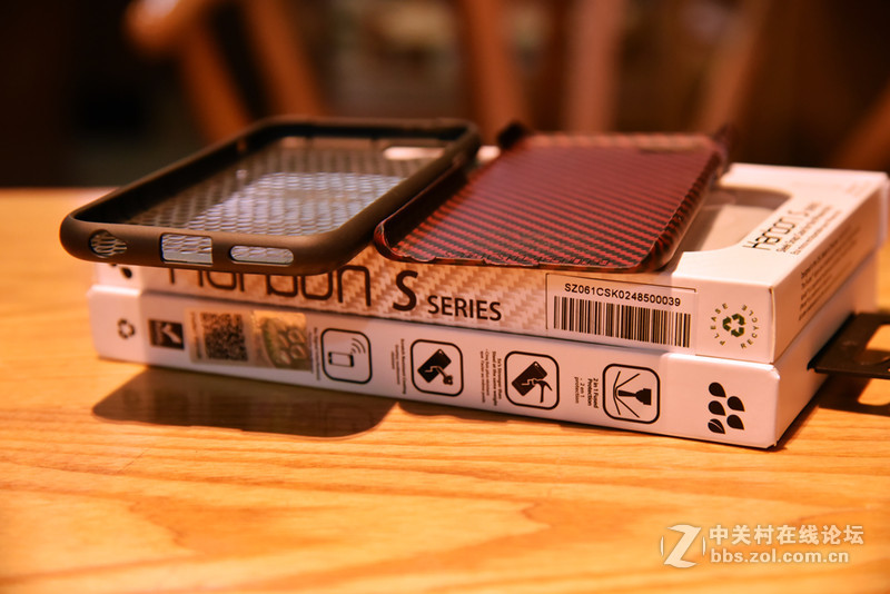 手机能穿上防弹衣？—美国Evutec凯夫拉手机壳体验