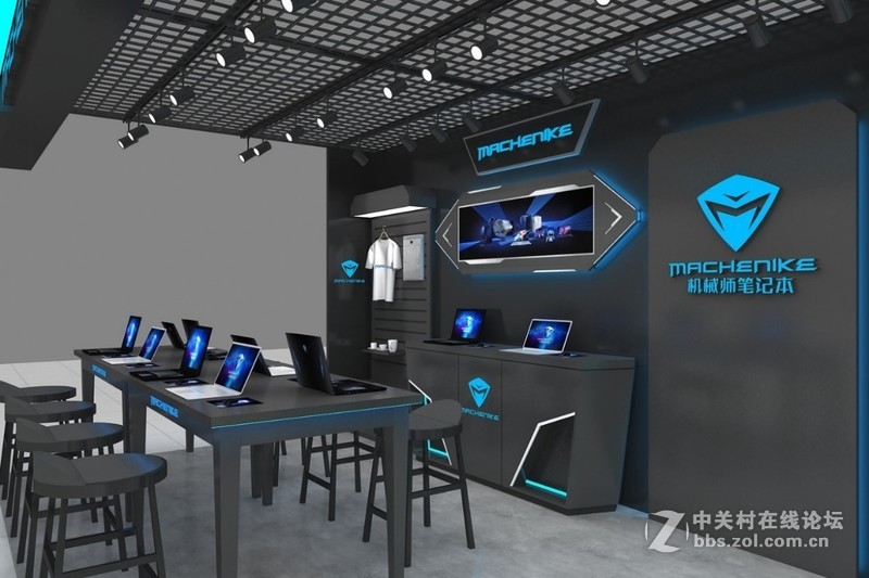 吃着火锅打游戏！成都首家机械师电竞体验店