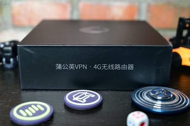 随身行的全网通路由，用蒲公英X4共享4G网络，让工作娱乐更简单