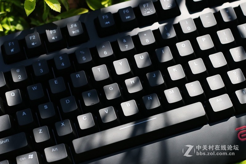 这个键盘头有点铁—ZOWIE CELERITAS II机械键盘