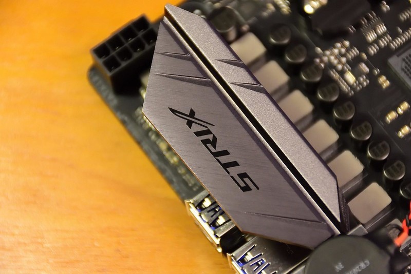 最强锐龙ITX主板ROG STRIX X370I GAMING 开箱测试