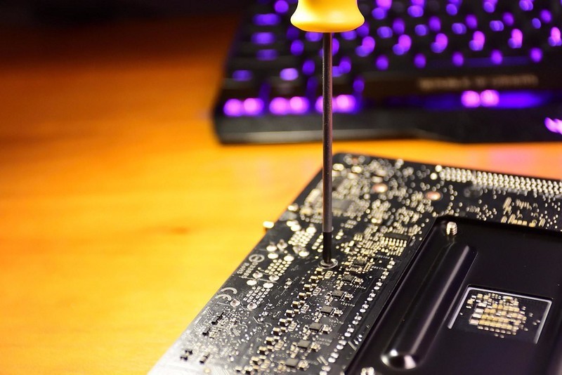 最强锐龙ITX主板ROG STRIX X370I GAMING 开箱测试