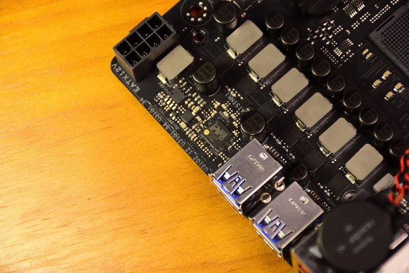 最强锐龙ITX主板ROG STRIX X370I GAMING 开箱测试