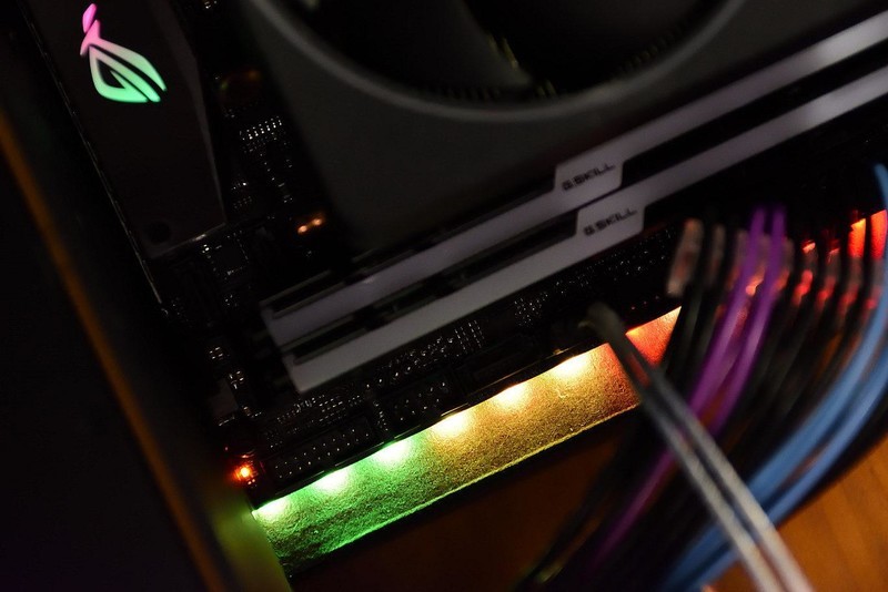 最强锐龙ITX主板ROG STRIX X370I GAMING 开箱测试