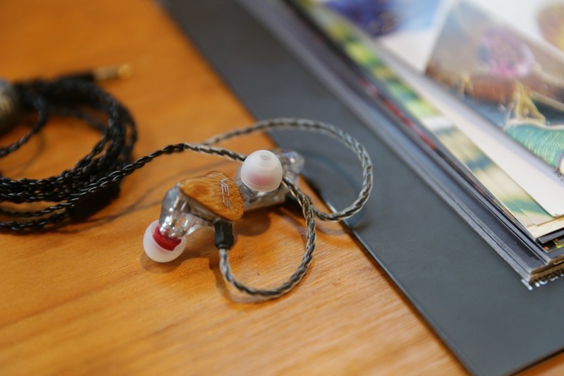 国砖中的林志玲—旷世移动音乐中心QP2R/HB2无损基座系统体验