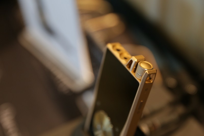 国砖中的林志玲—旷世移动音乐中心QP2R/HB2无损基座系统体验