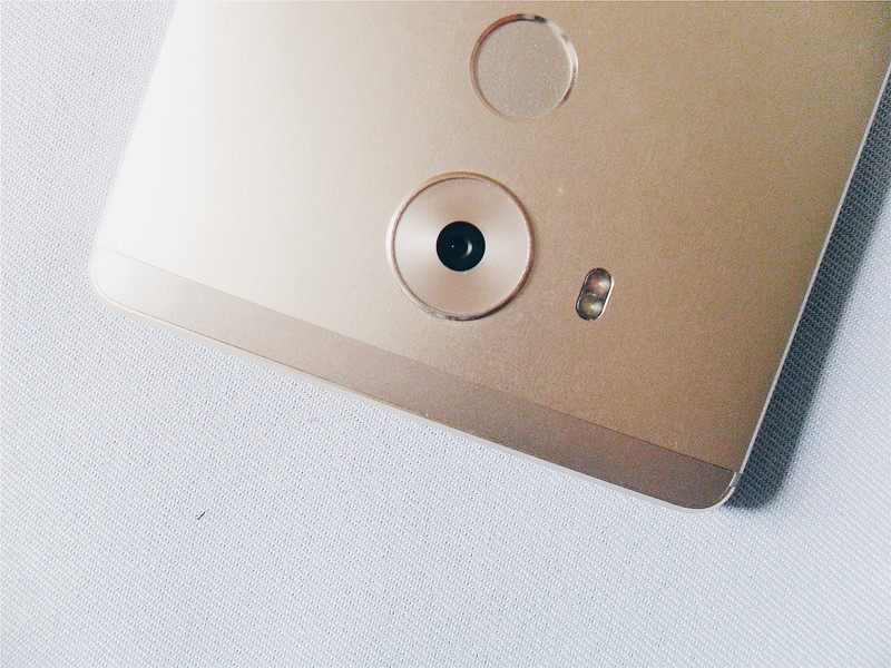 【king】国货当之无愧新旗舰，华为META8开箱作业