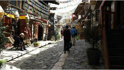 你知道“四季如春”的下一句是什么吗？