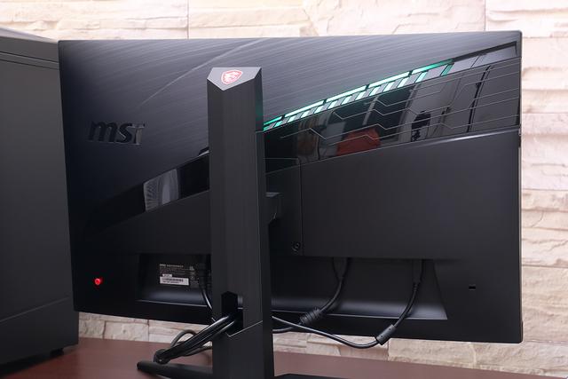 中端定位，微星 Optix MAG271CR 144Hz 曲面电竞显示器上手玩