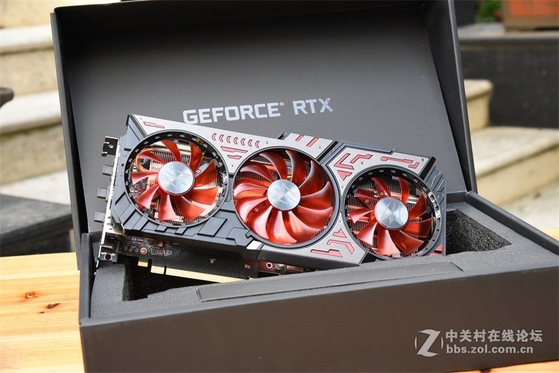 胸抬你的“光追”显卡来了---影驰RTX 2080 GAMER显卡入手升级记