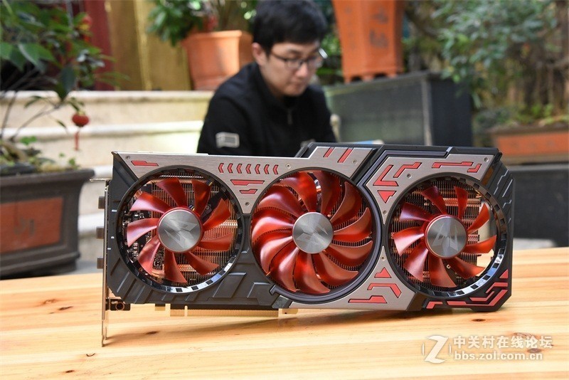 胸抬你的“光追”显卡来了---影驰RTX 2080 GAMER显卡入手升级记