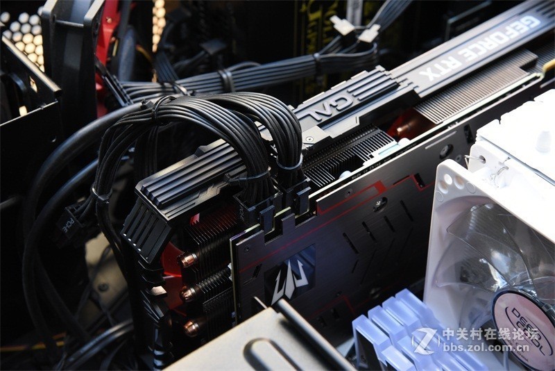 胸抬你的“光追”显卡来了---影驰RTX 2080 GAMER显卡入手升级记