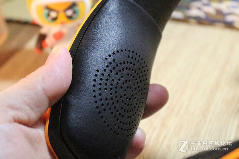 动感的那一抹橙色，leme蓝牙耳机水滴版测评