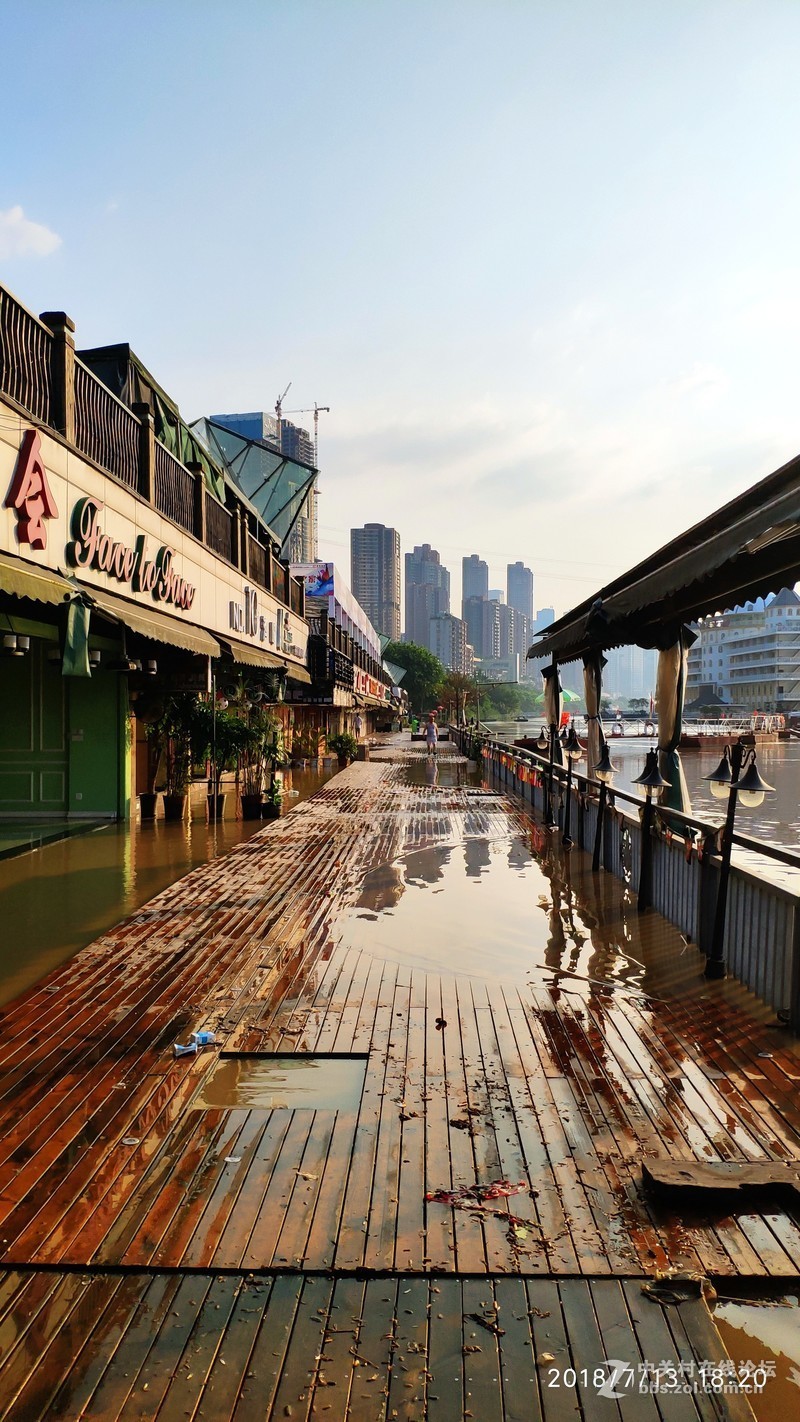 发几张小米8照片供大家点评