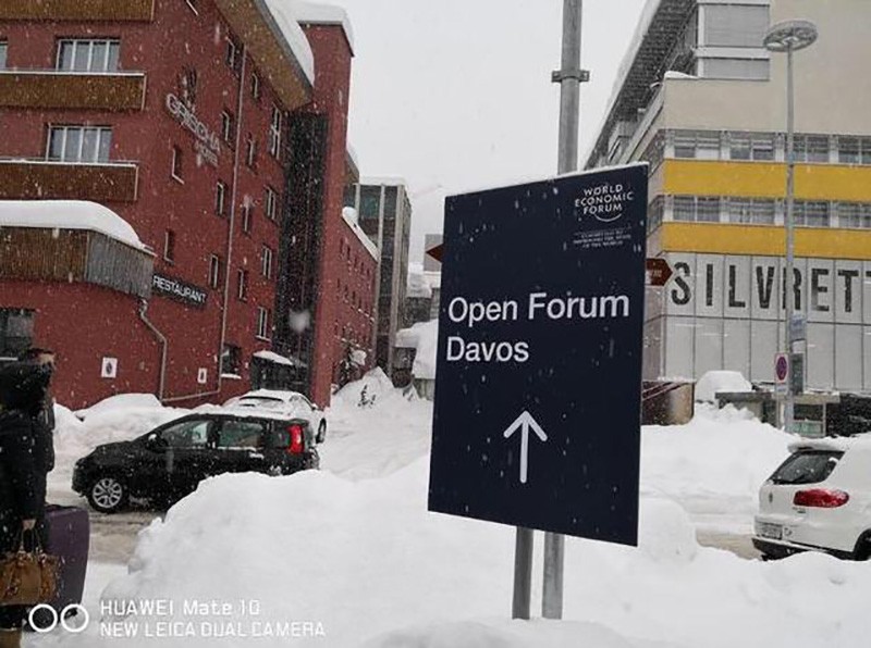 最大降雪达沃斯让众手机纷纷倒下 Mate 10 出众表现令人赞叹不已