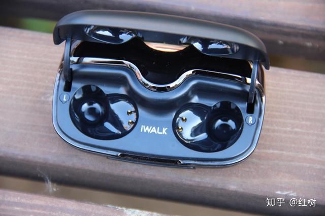 iWALK的 Crazy Duo 无线蓝牙耳机上手体验