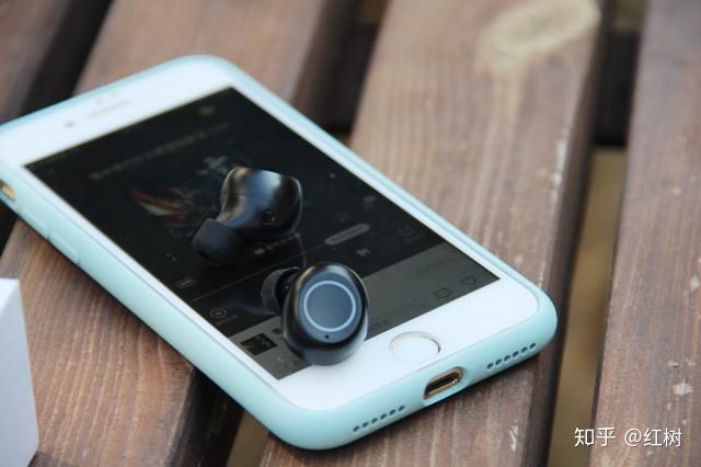 iWALK的 Crazy Duo 无线蓝牙耳机上手体验