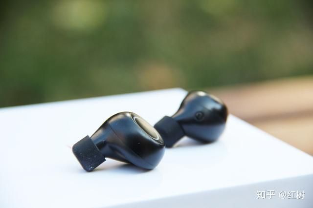 iWALK的 Crazy Duo 无线蓝牙耳机上手体验