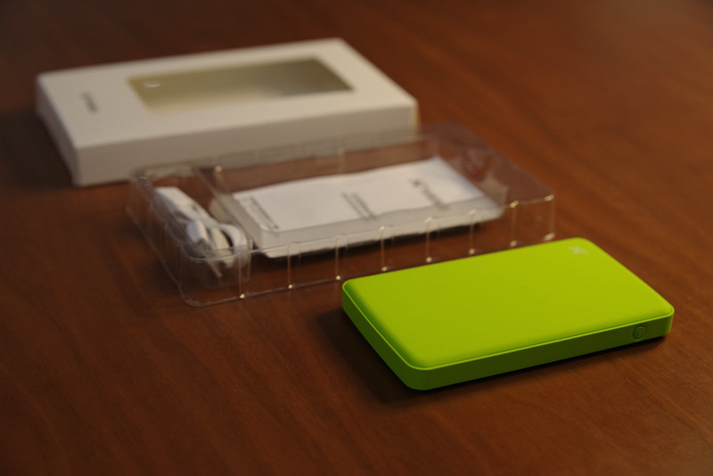 小粉移动电源到手，给大家秀秀，颜值超高！