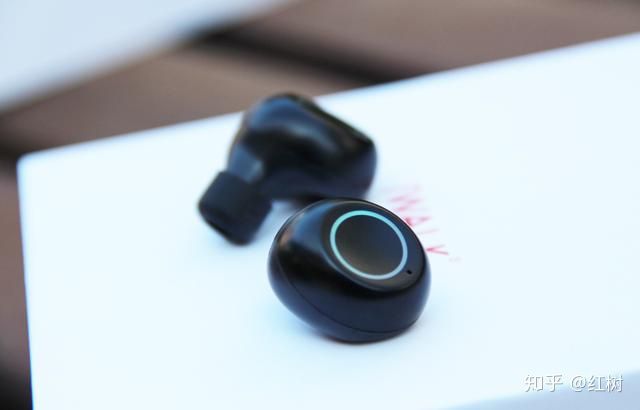 iWALK的 Crazy Duo 无线蓝牙耳机上手体验