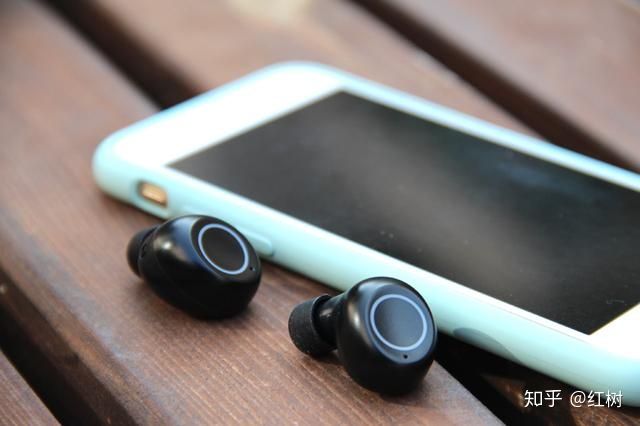 iWALK的 Crazy Duo 无线蓝牙耳机上手体验