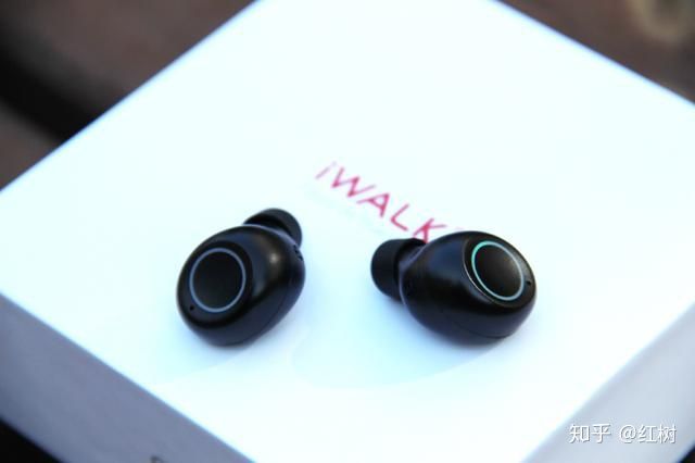 iWALK的 Crazy Duo 无线蓝牙耳机上手体验