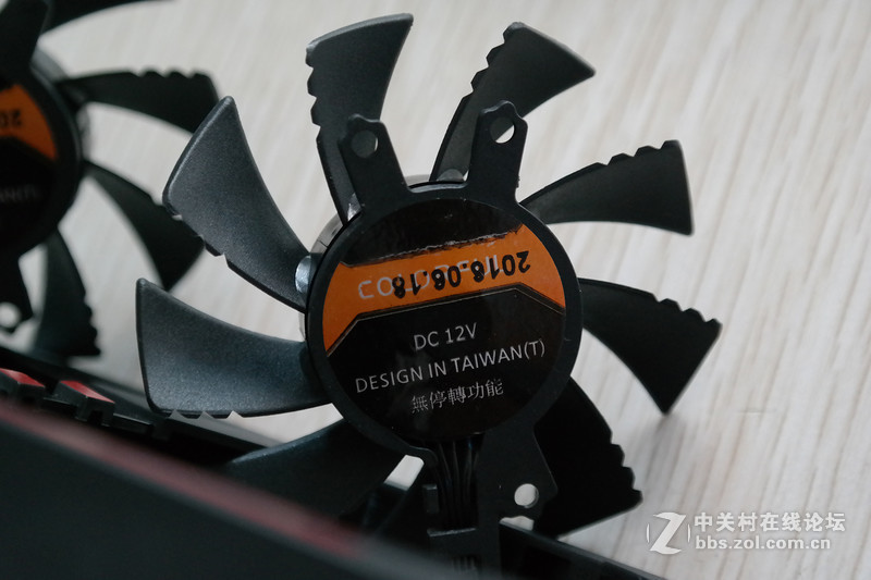 帕斯卡会降频？七彩虹iGame GTX1060烈焰战神U TOP显卡详细评测