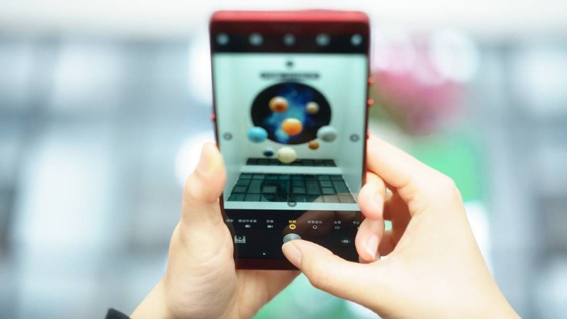 她真漂亮，坚果Pro2图赏