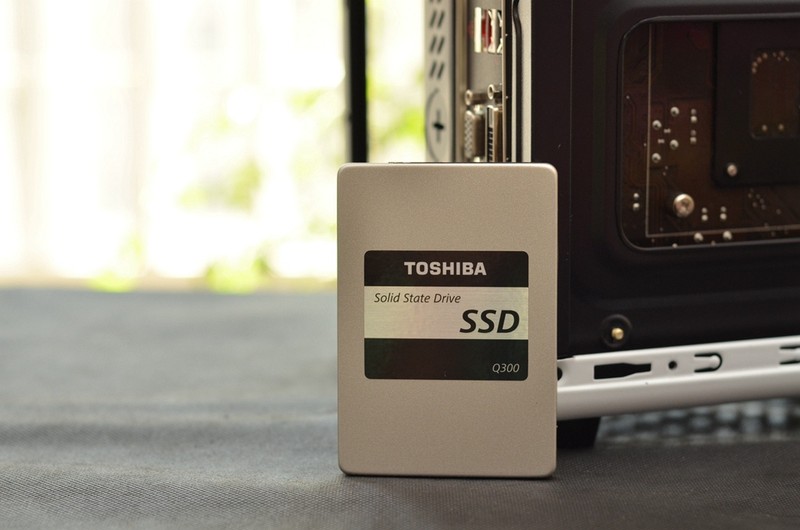 小机箱路线的平民小炮级配置，SSD有点剑走偏锋