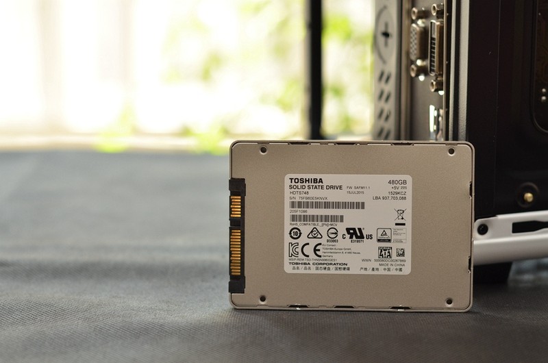 小机箱路线的平民小炮级配置，SSD有点剑走偏锋