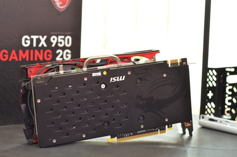 小机箱路线的平民小炮级配置，SSD有点剑走偏锋