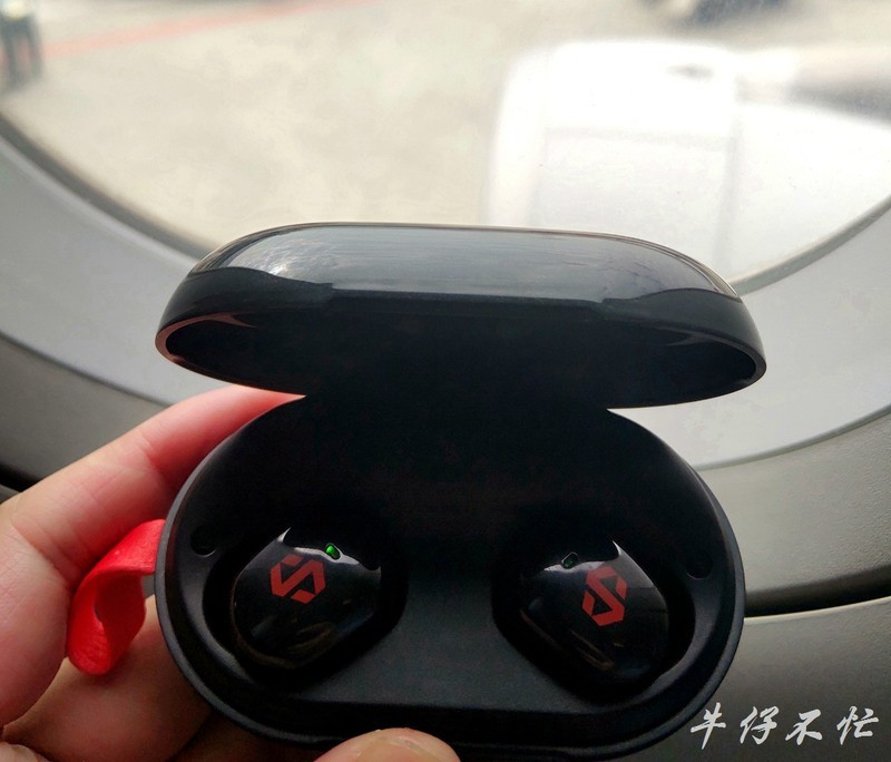 春节回家的旅途不再嘈杂，我只想安静地追个剧、刷个抖音