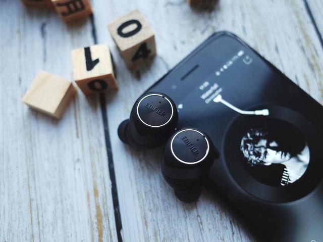 跟着潮流走，漫步者的无线耳机好不好，我只能告诉你这么多了