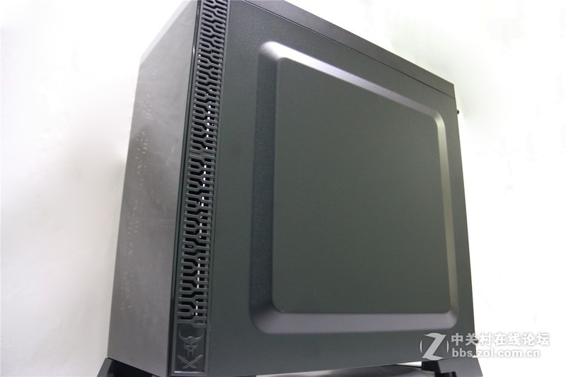 机箱散热很重要，长城G5炎夏实力装机走背线