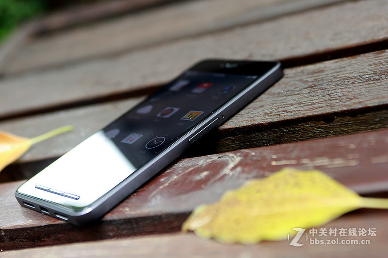 情怀升级版，锤子T2拆机。