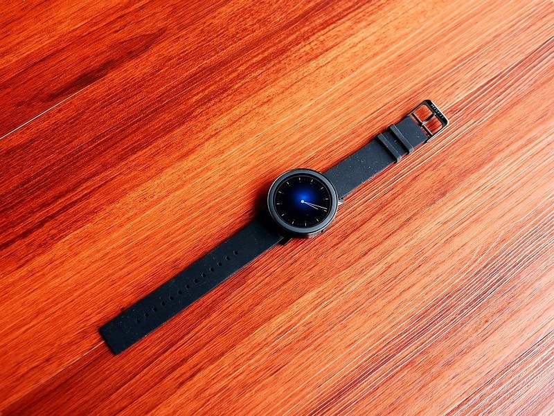 离线播放音乐 心率测试50米防水 Misfit Vapor运动智能表体验