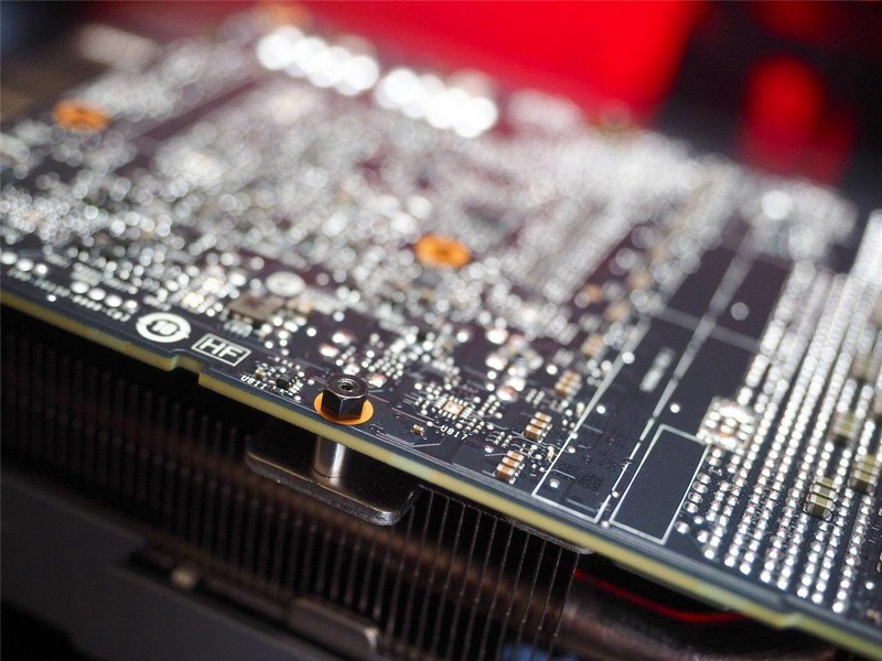 A饭的真香警告——七彩虹 iGame GeForce RTX 2080 Ti Advanced OC